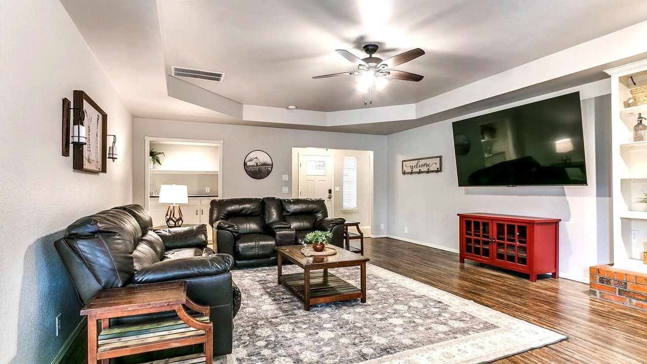 Photo of Livingroom in Edmond