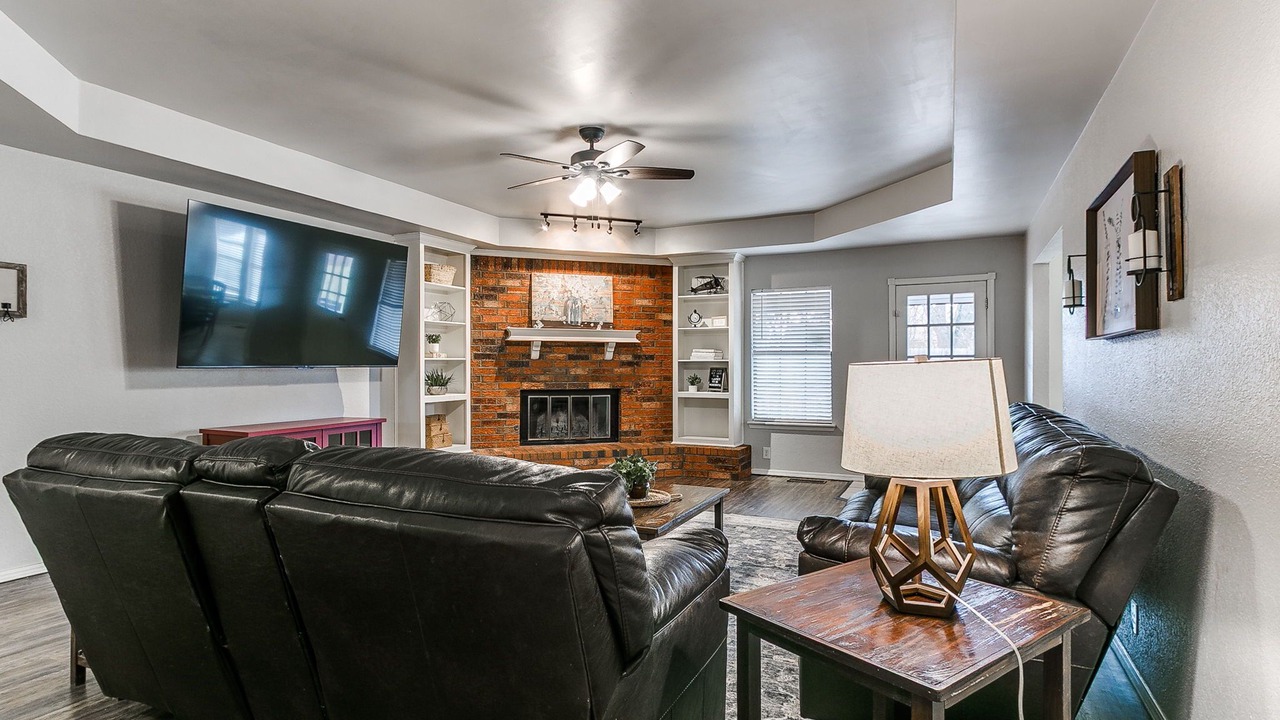 Photo of Livingroom in Edmond