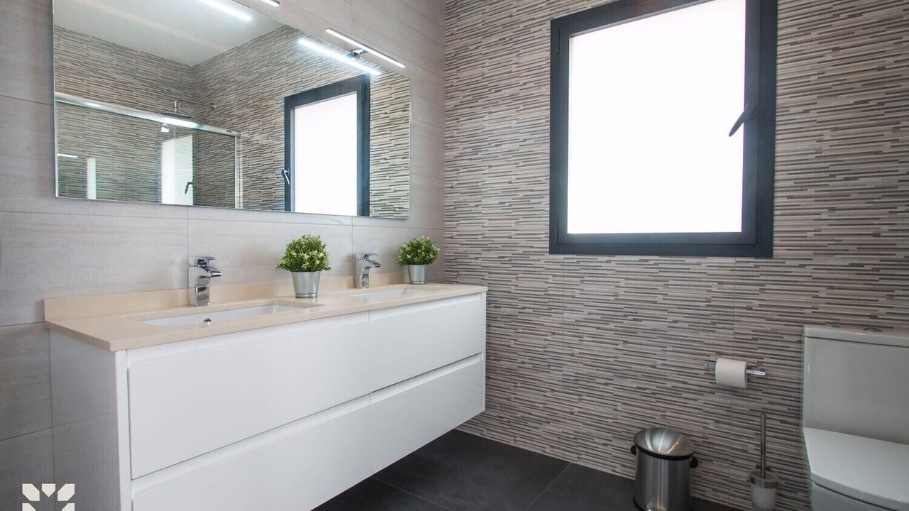 Photo of Bathroom in La Empedrola