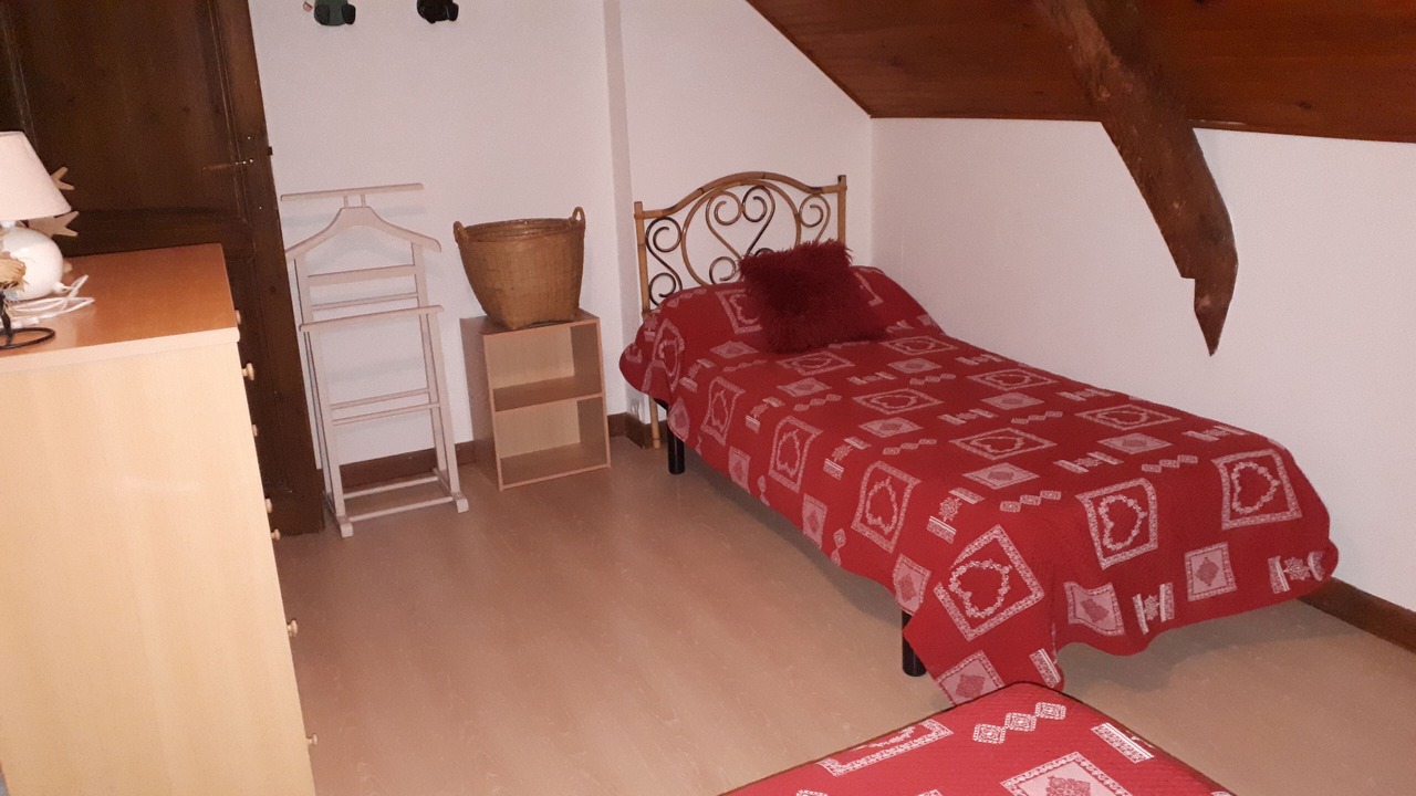 Photo of Bedroom in Saint-Mamet