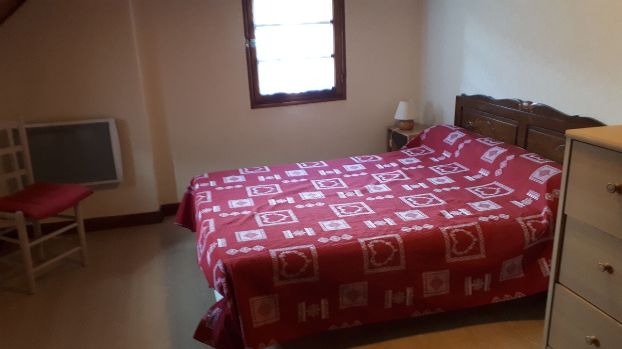 Photo of Bedroom in Saint-Mamet