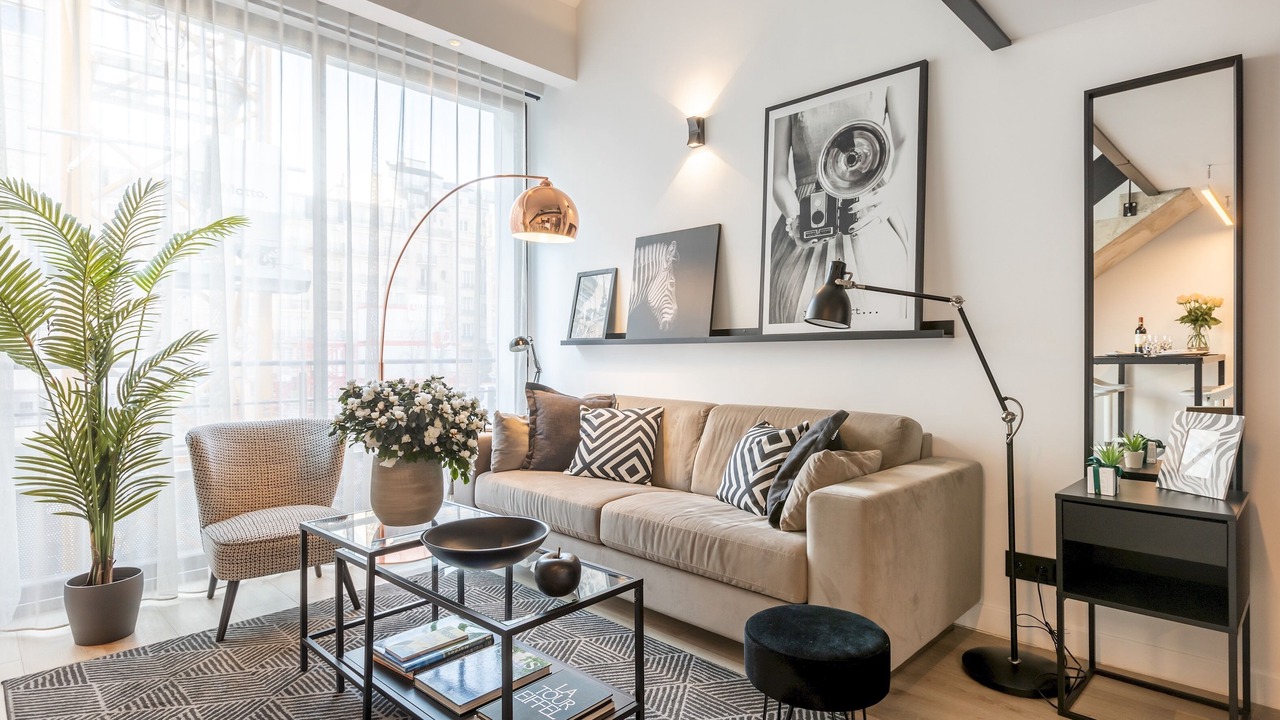 Photo of Livingroom in 15th Arrondissement