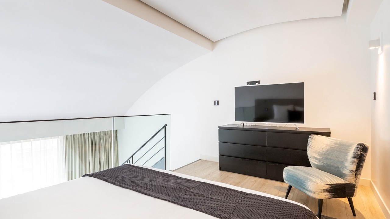 Photo of Bedroom in 15th Arrondissement