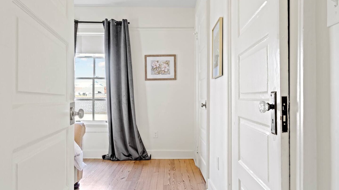 Photo of Bathroom in Uptown Historic District