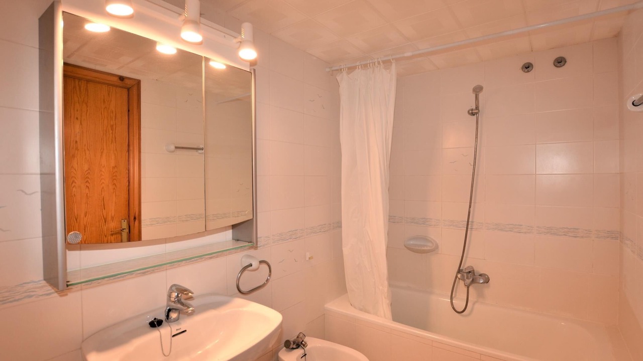 Photo of Bathroom in Calafell