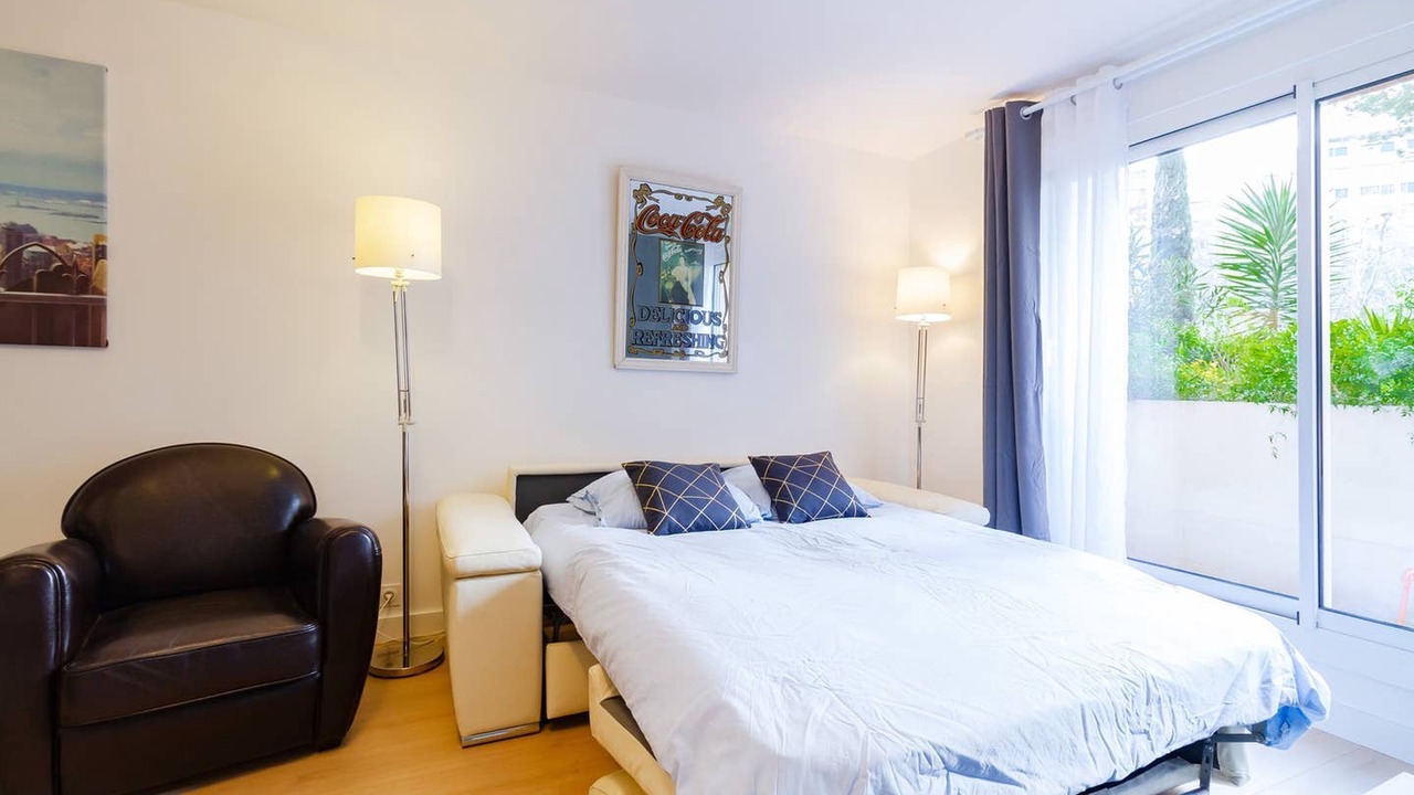 Photo of Bedroom in Minimes - Barriere de Paris