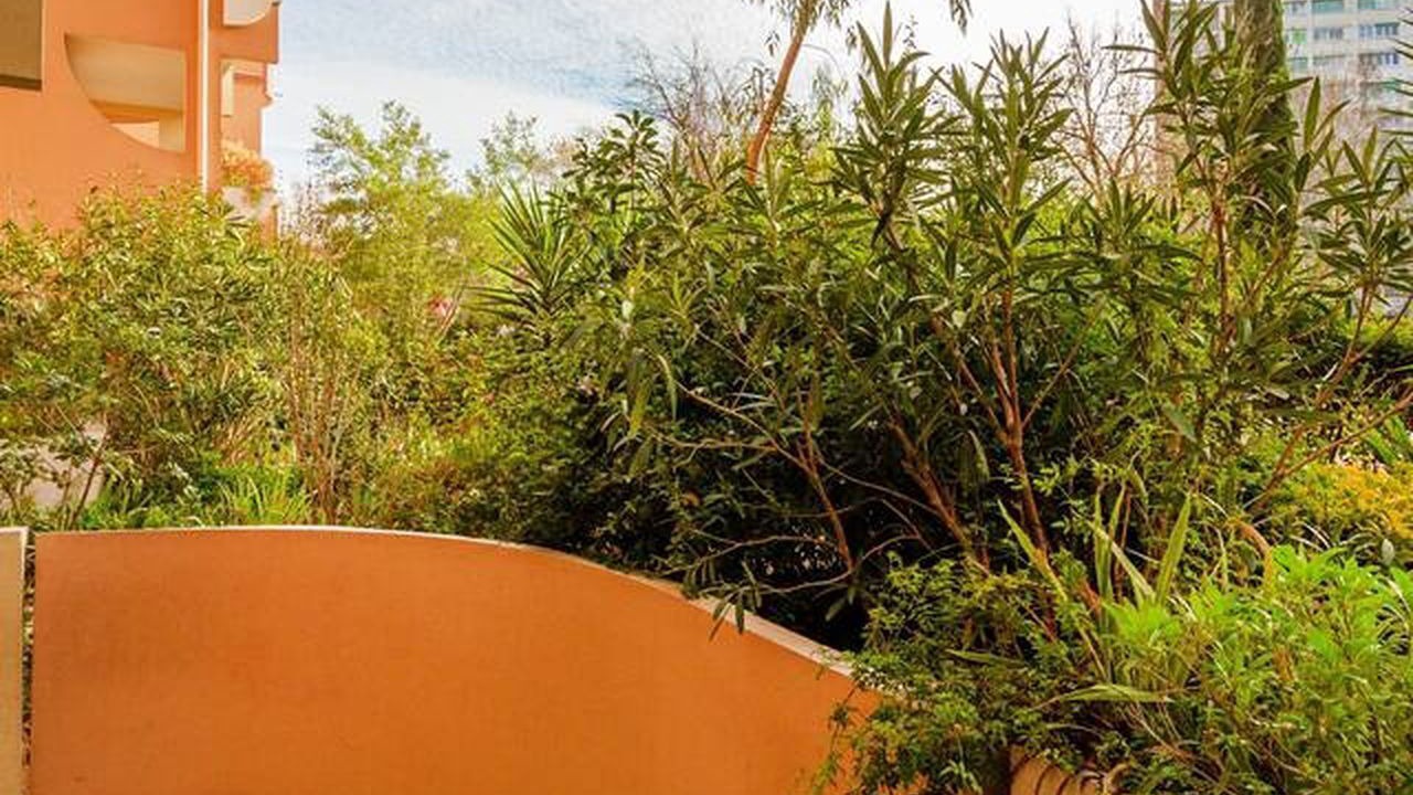 Photo of Outdoor in Minimes - Barriere de Paris