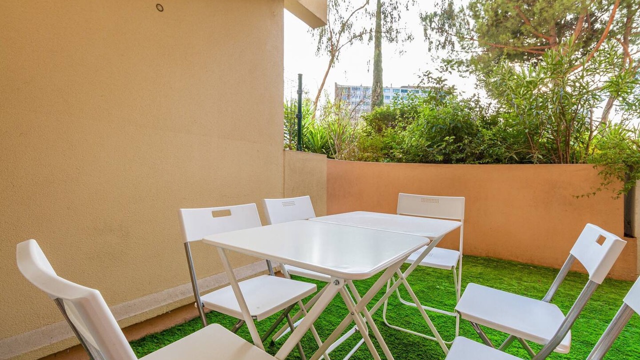Photo of Outdoor in Minimes - Barriere de Paris