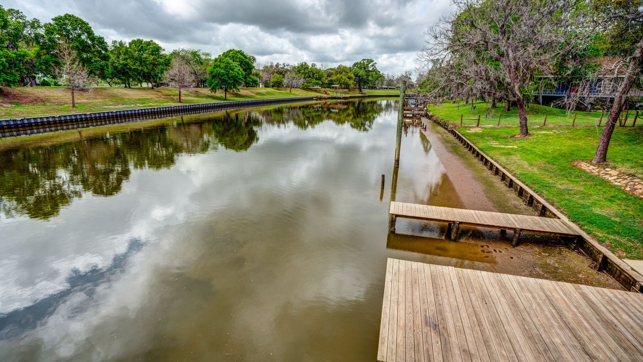 Photo of Others in Brazoria