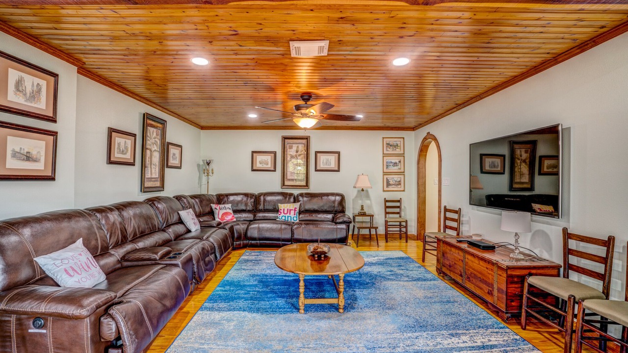 Photo of Livingroom in Brazoria