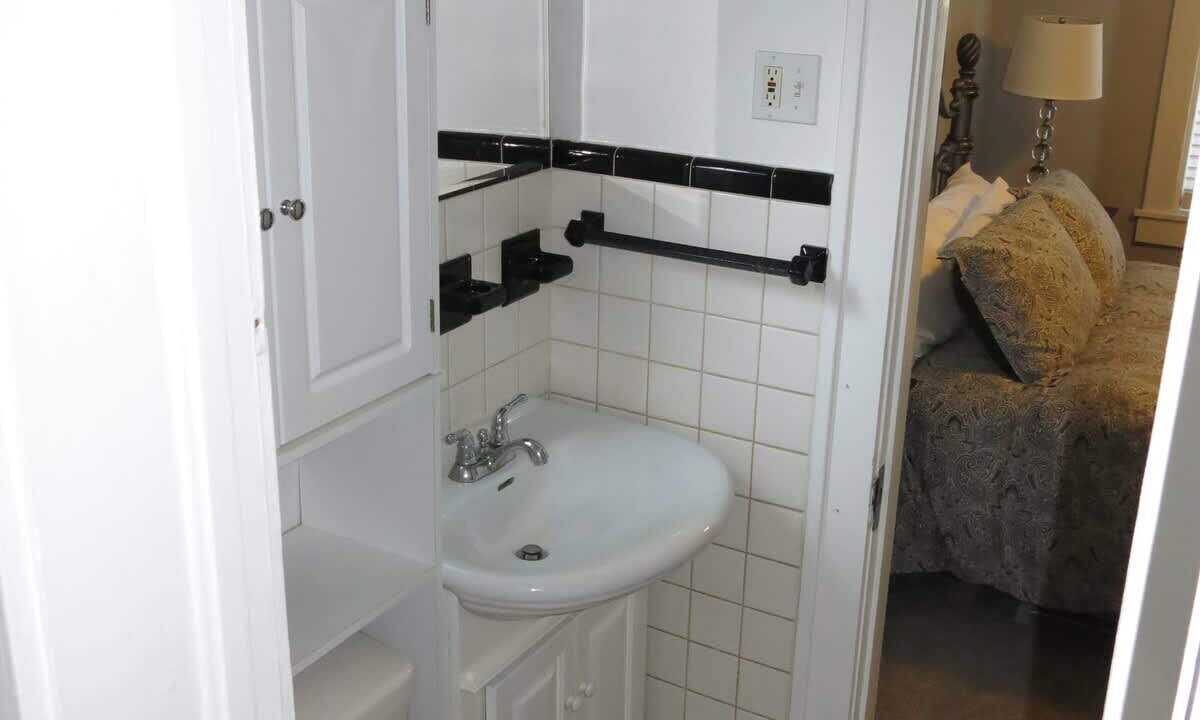 Photo of Bathroom in Gainesville