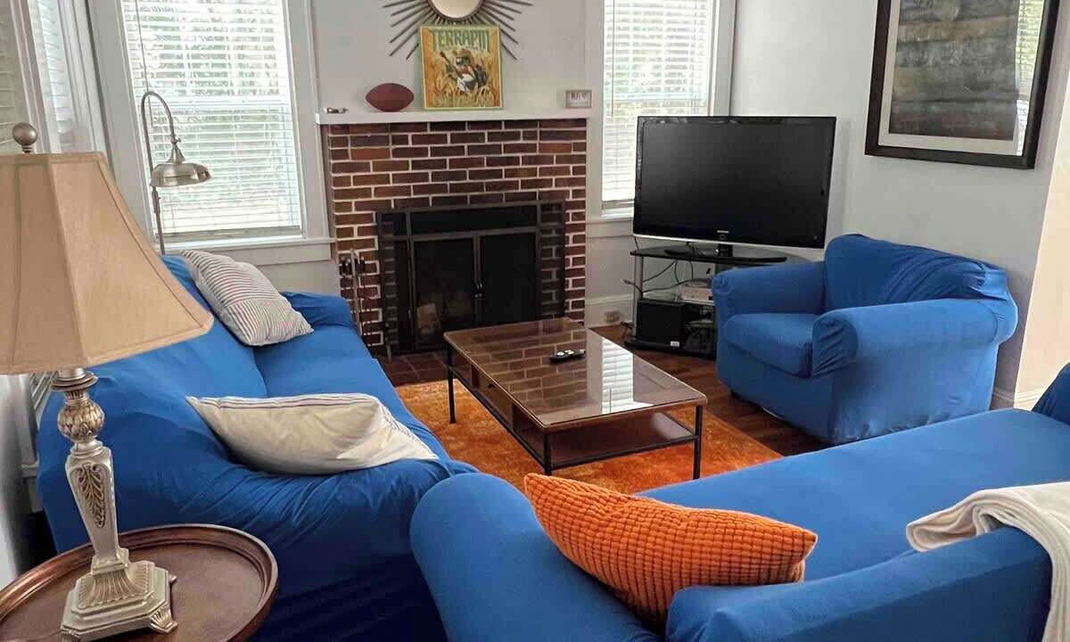 Photo of Livingroom in Gainesville