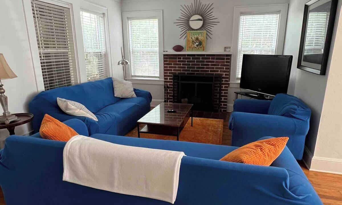 Photo of Livingroom in Gainesville