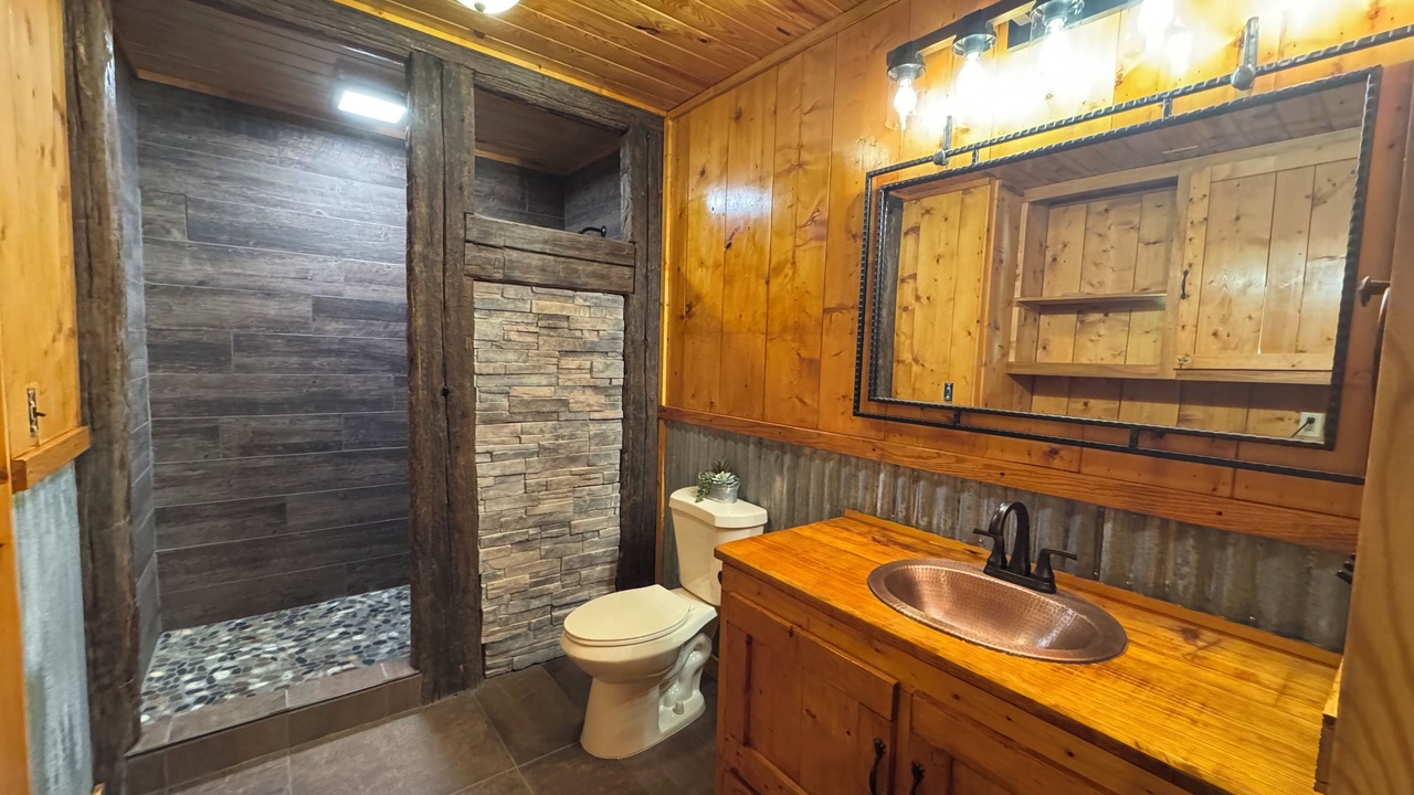 Photo of Bathroom in Eddyville