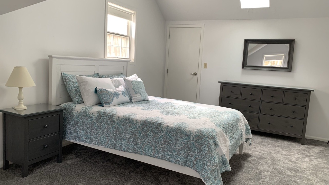 Photo of Others in Harbert