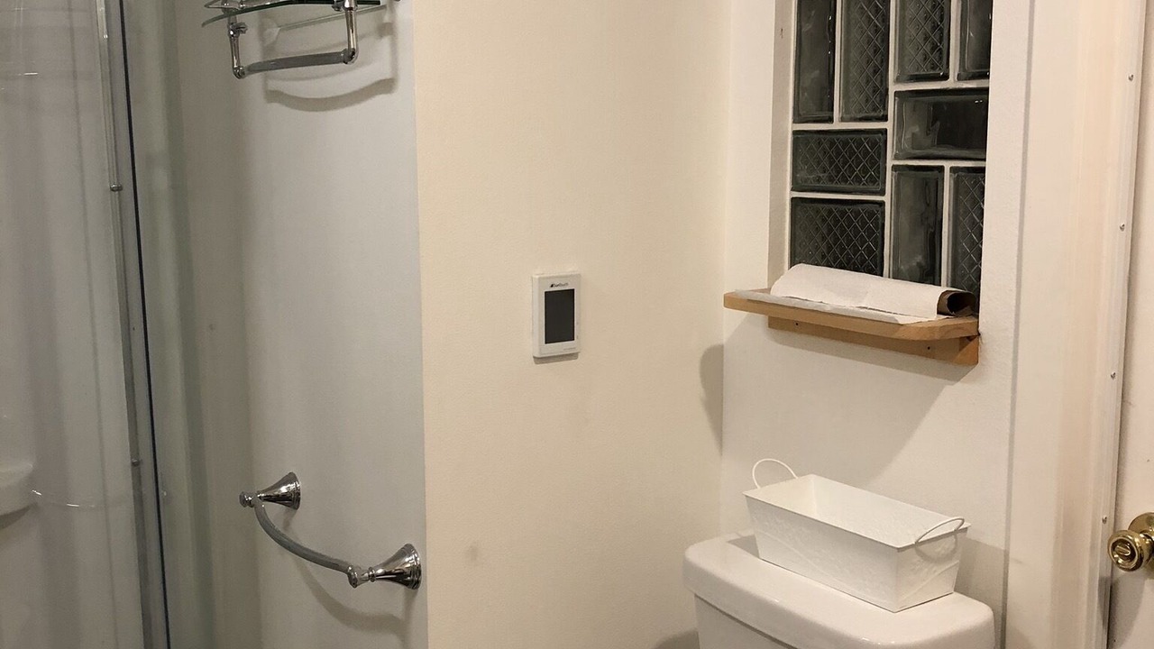 Photo of Bathroom in Albany