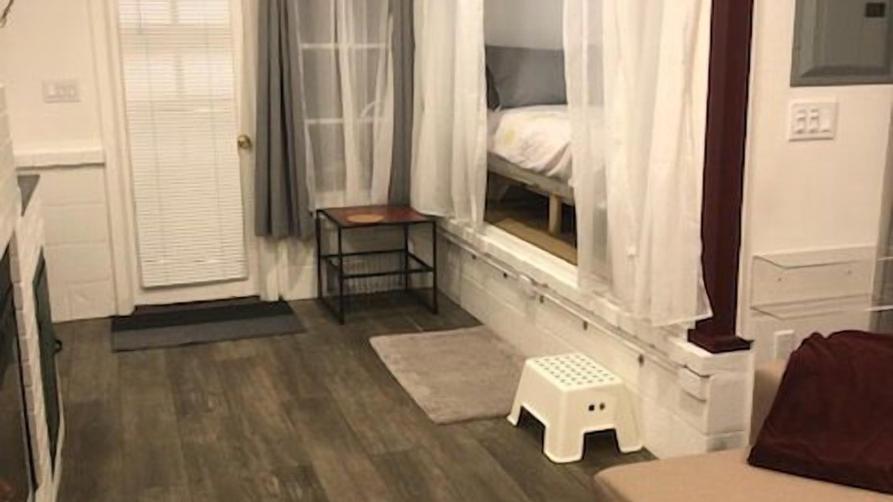 Photo of Others in Albany