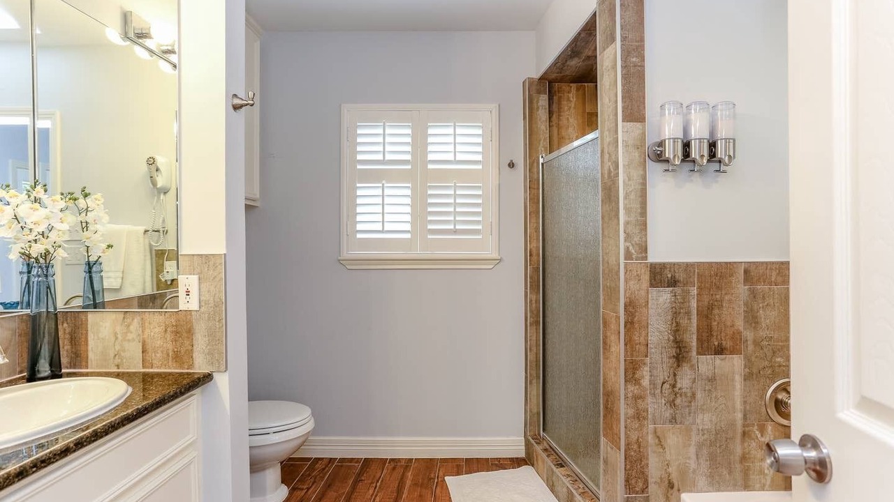 Photo of Bathroom in Braeburn