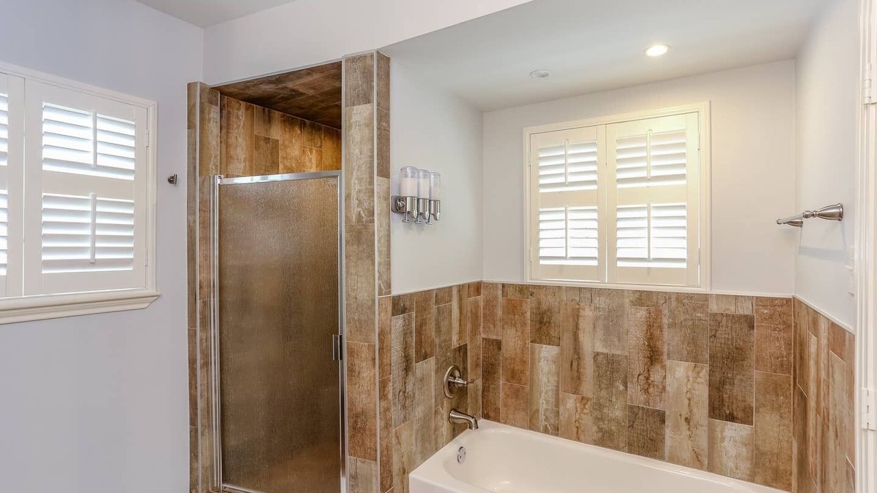 Photo of Bathroom in Braeburn