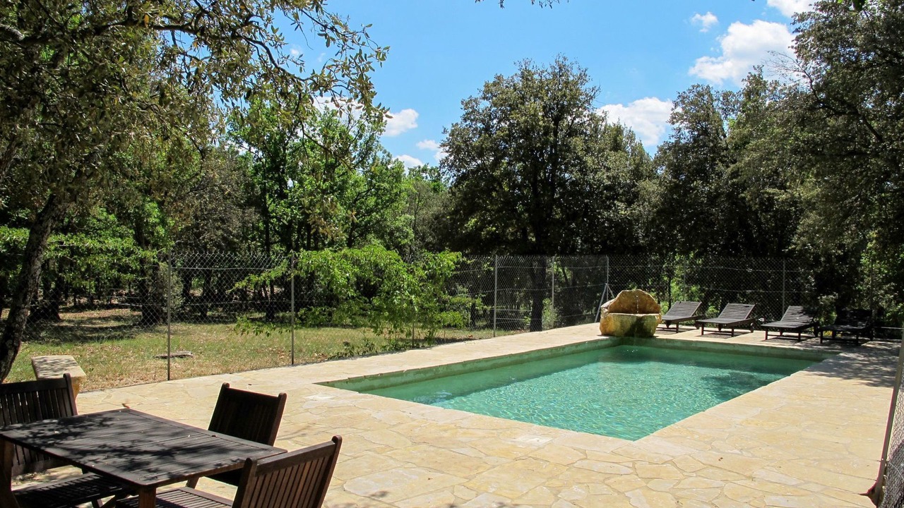 Photo of Outdoor in Regusse