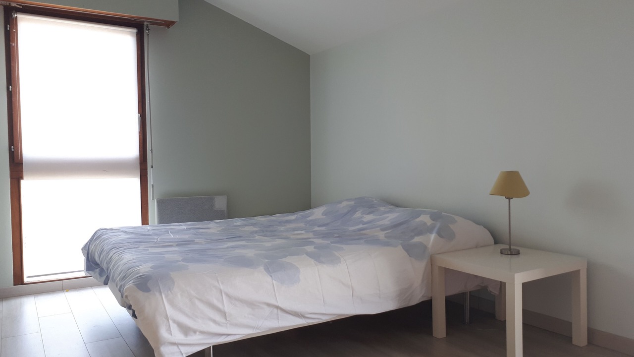 Photo of Bedroom in Saint-Esteve