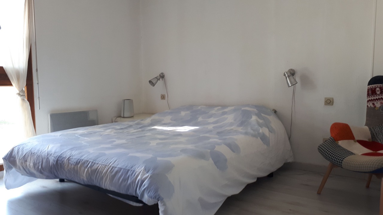 Photo of Bedroom in Saint-Esteve