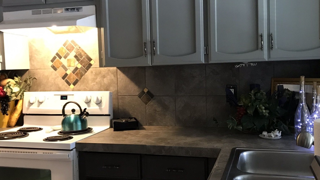 Photo of Kitchen in North Central Thousand Oaks