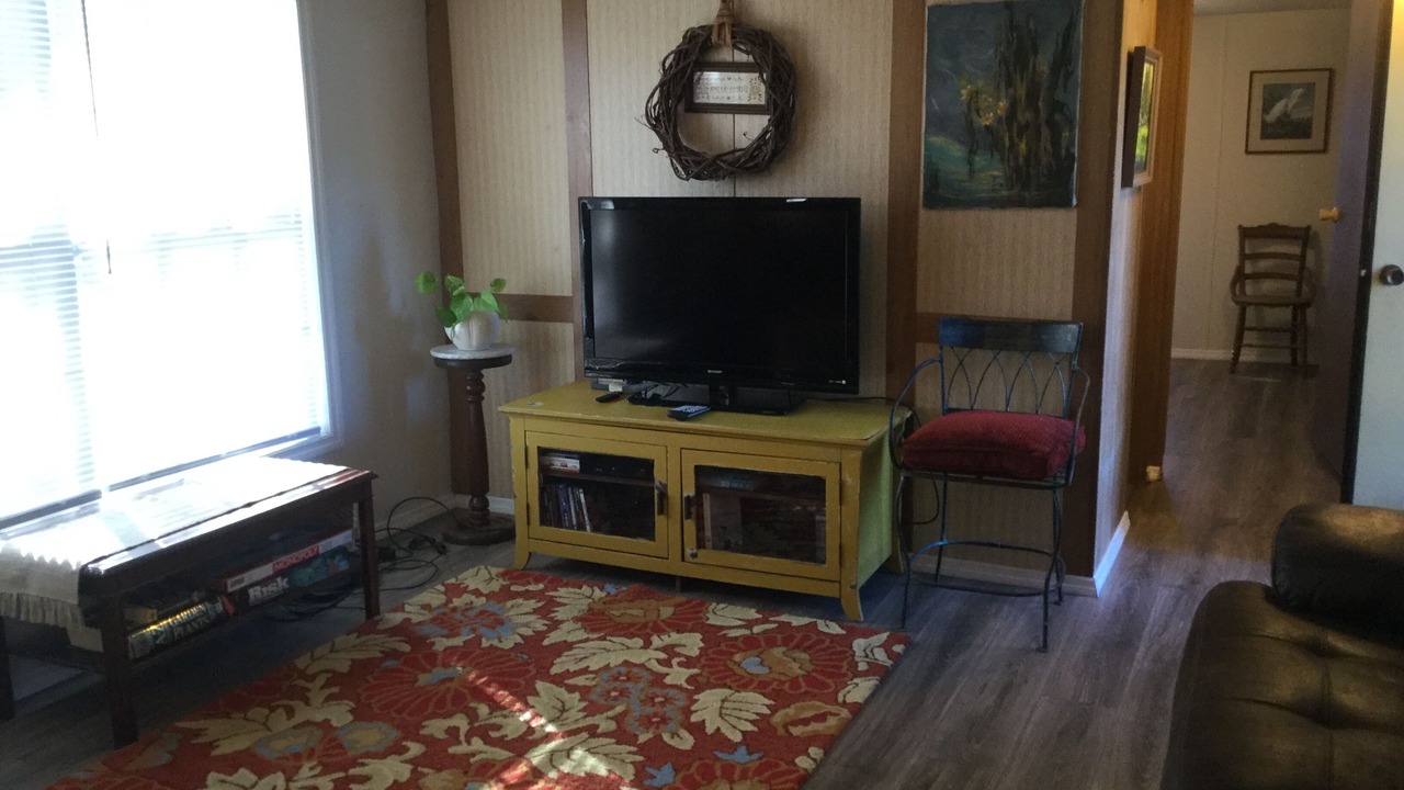 Photo of Livingroom in Edgar