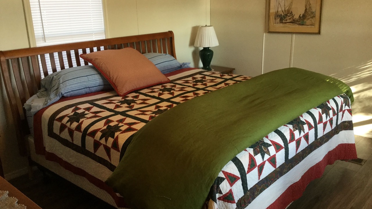 Photo of Bedroom in Edgar