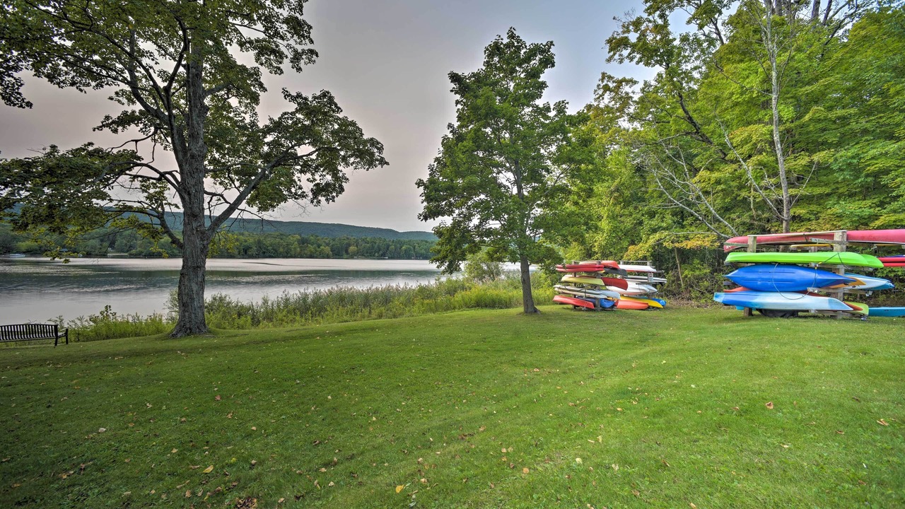 Photo of Others in Stockbridge