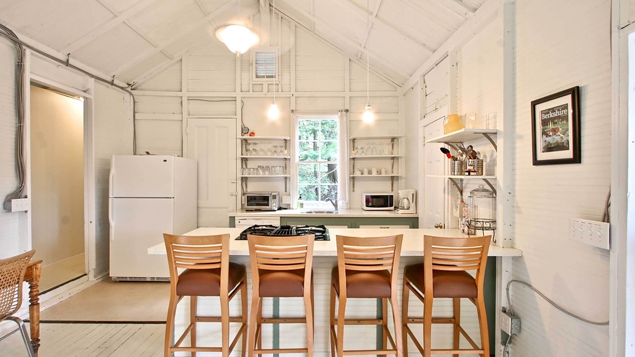 Photo of Others in Stockbridge