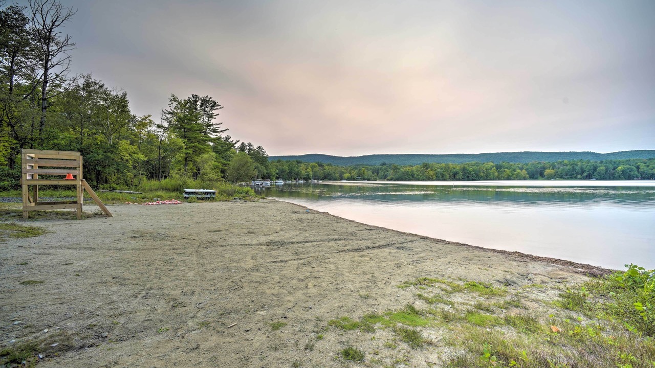 Photo of Others in Stockbridge