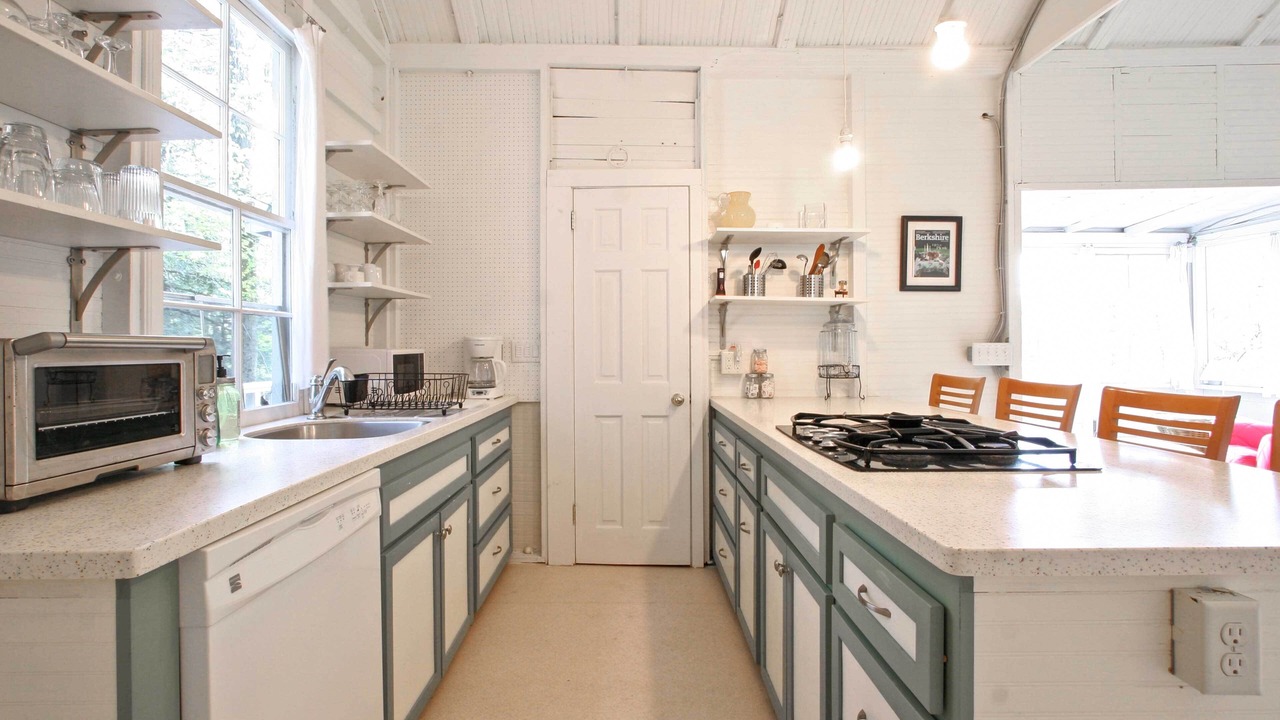 Photo of Others in Stockbridge