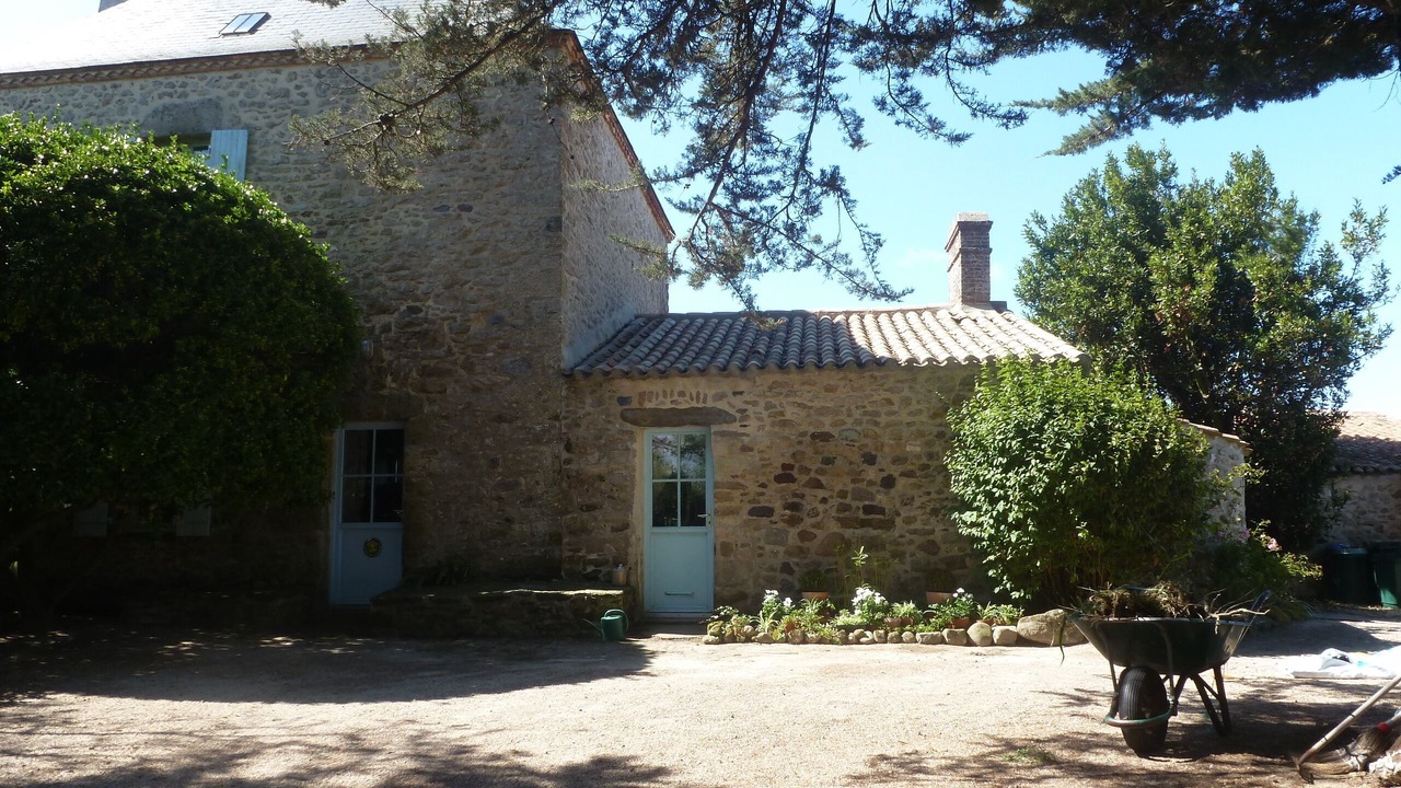 Photo of Outdoor in Bouin
