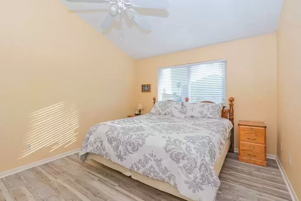 Photo of Bedroom in City-by-the Sea