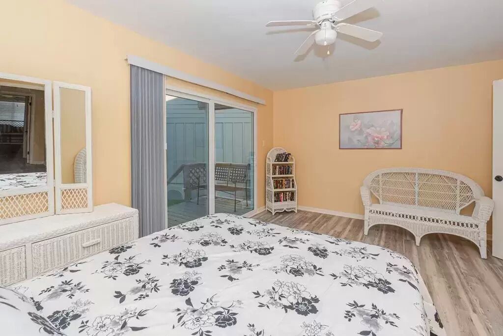 Photo of Bedroom in City-by-the Sea