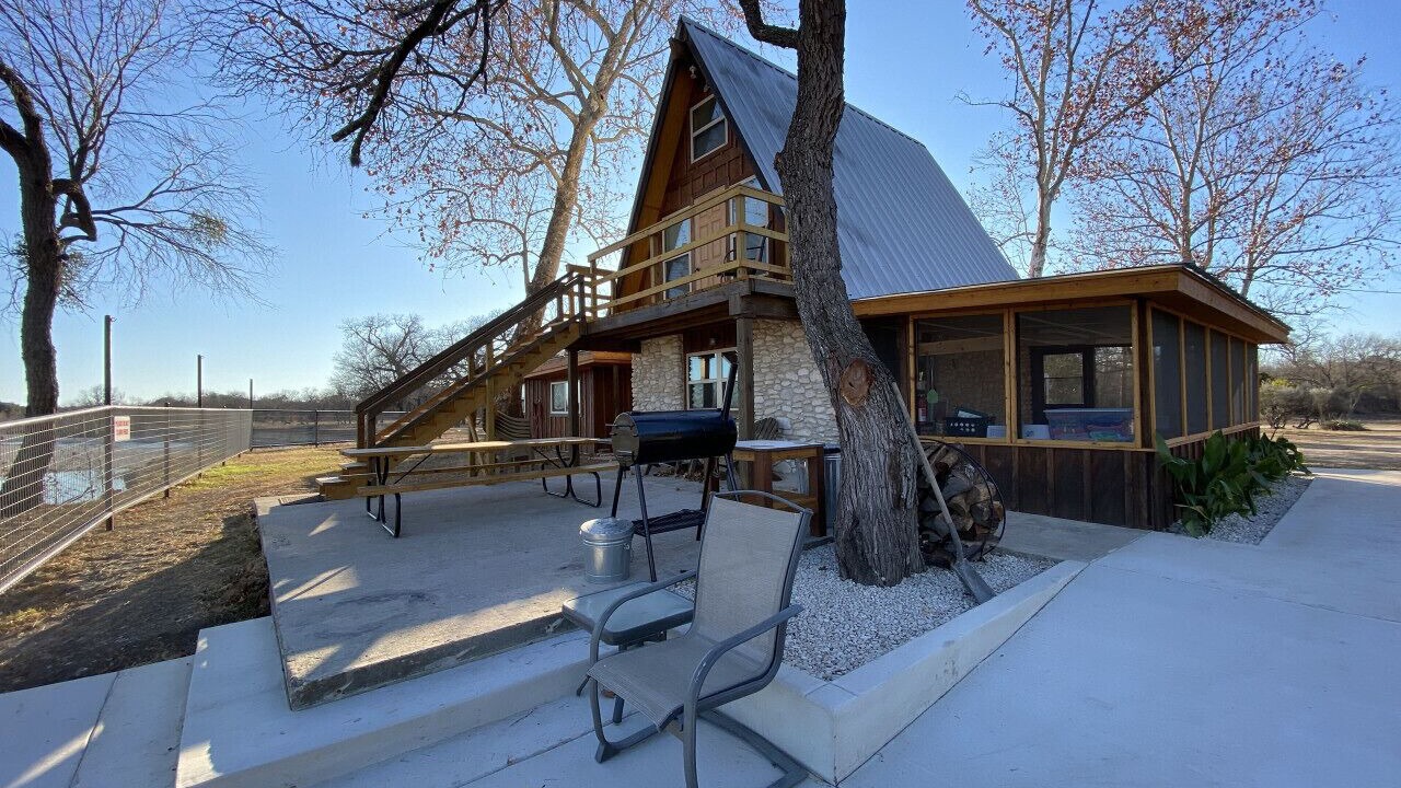 Photo of Patio Balcony in Uvalde