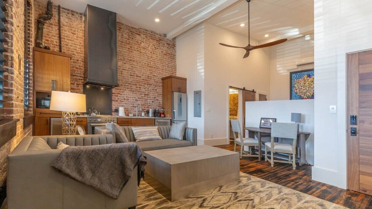 Photo of Livingroom in Morganton