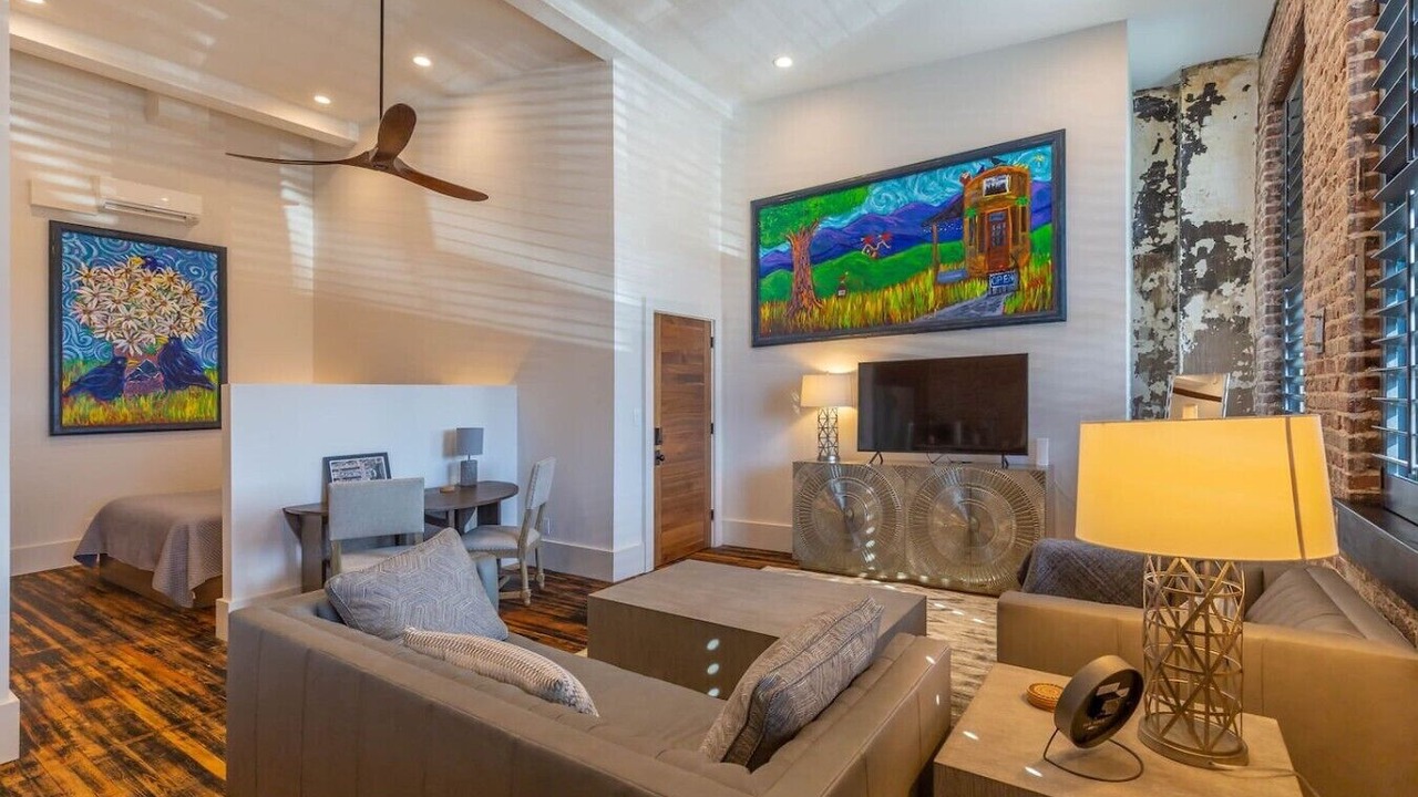 Photo of Livingroom in Morganton