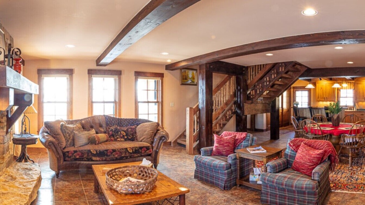 Photo of Livingroom in Gunnison