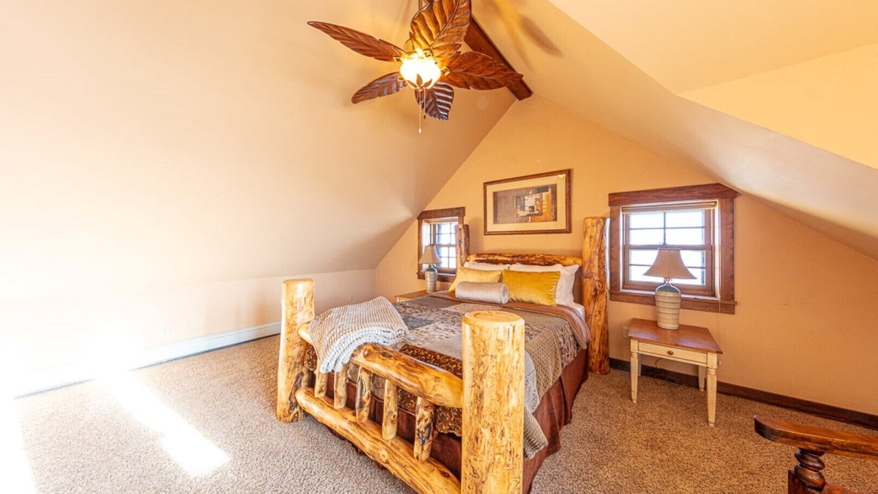 Photo of Bedroom in Gunnison