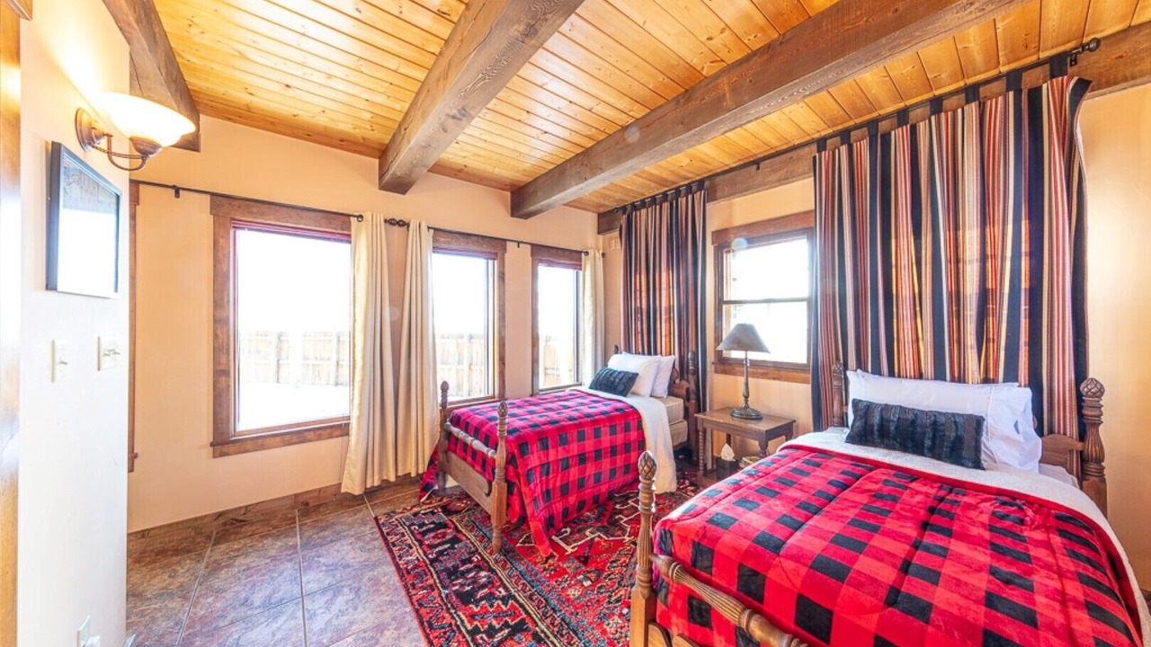 Photo of Bedroom in Gunnison