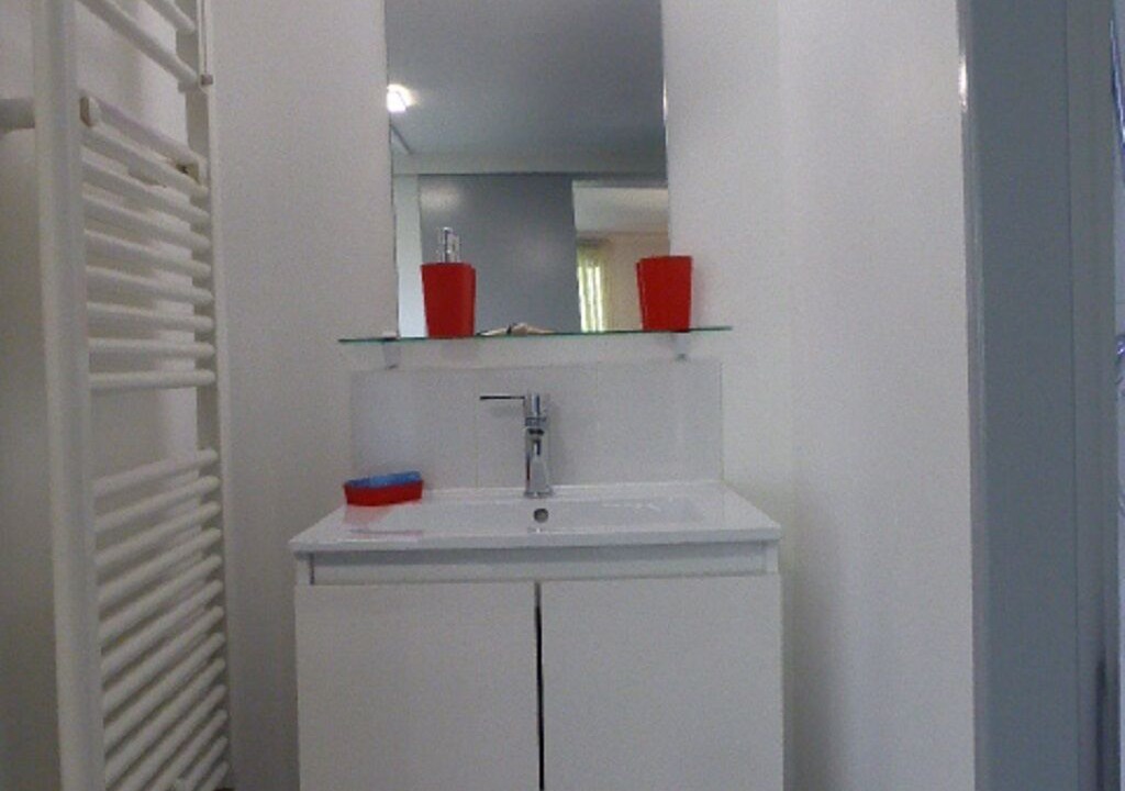 Photo of Bathroom in Latresne