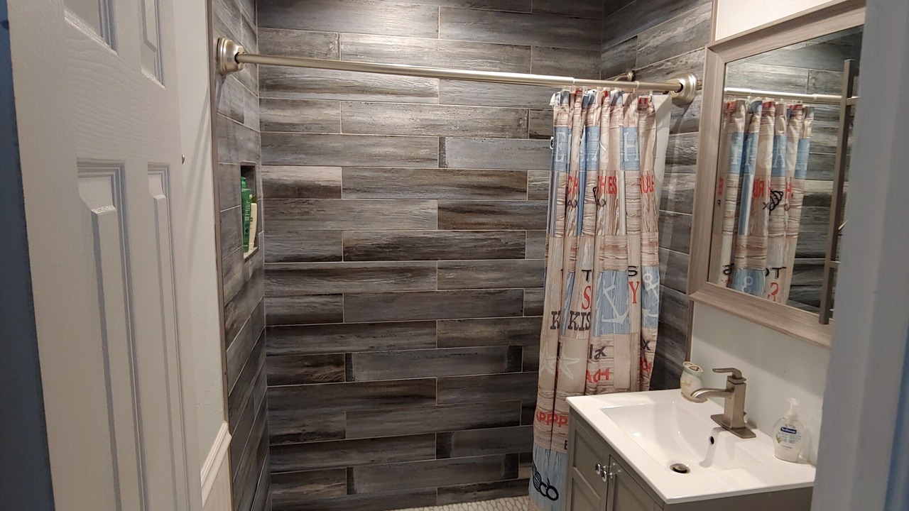 Photo of Bathroom in Ormond-by-the-Sea