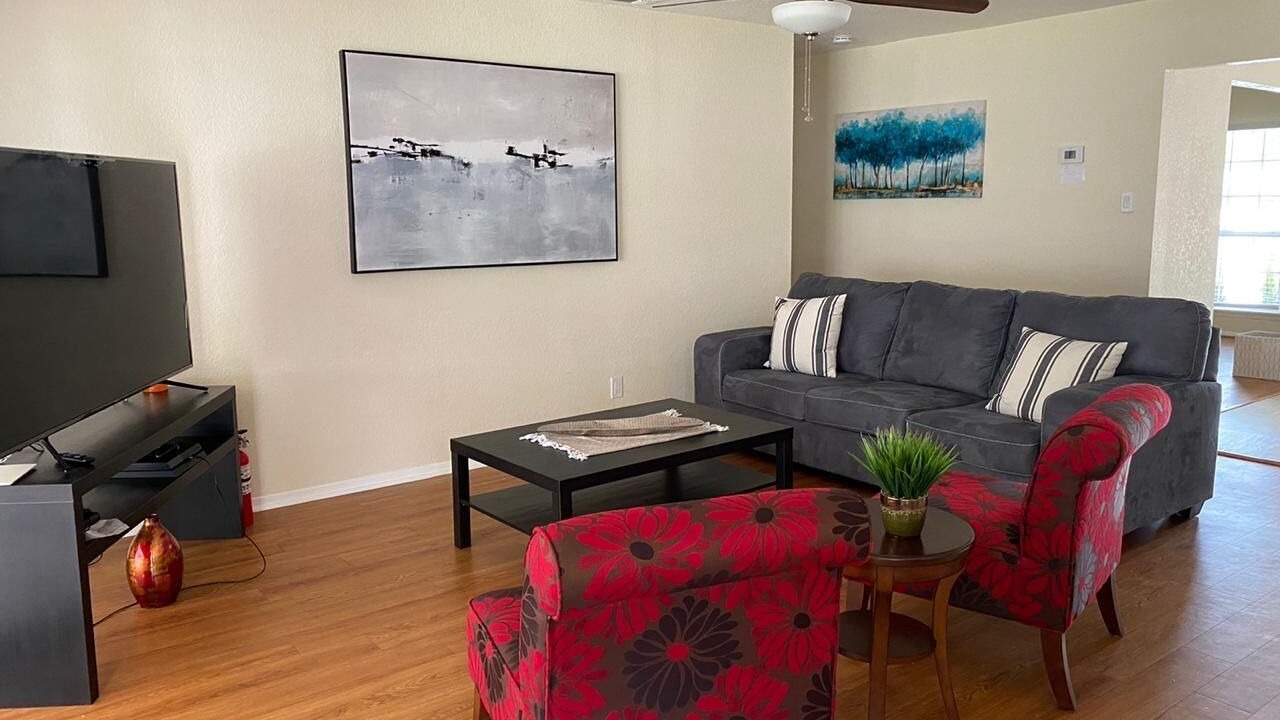 Photo of Livingroom in North San Antonio - SAT