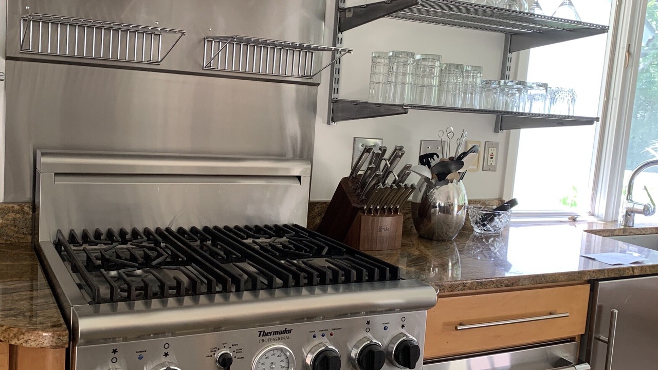 Photo of Kitchen in East Pyron