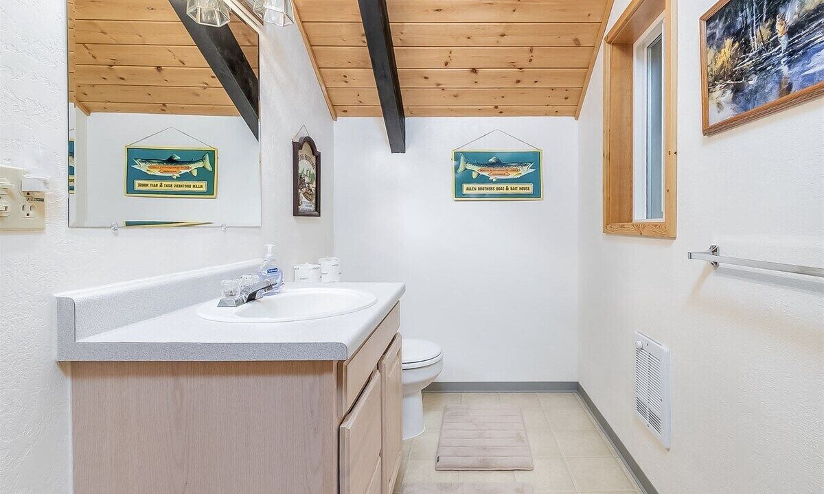 Photo of Bathroom in Packwood
