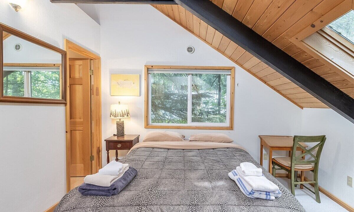 Photo of Bedroom in Packwood