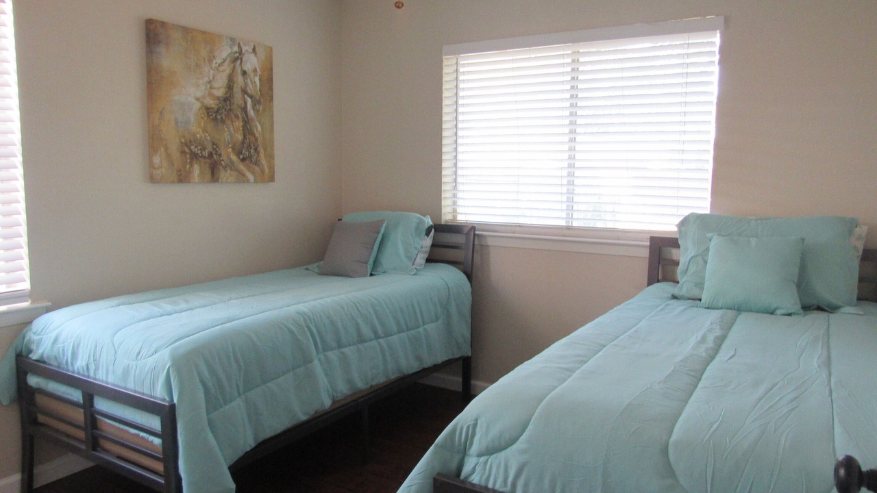 Photo of Bedroom in Garland