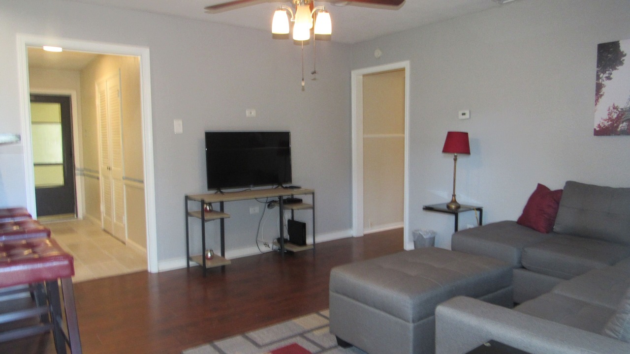 Photo of Livingroom in Garland